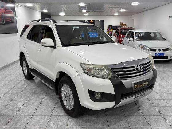 TOYOTA HILUX 2.7 STD 4X4 CD 16V FLEX 4P MANUAL